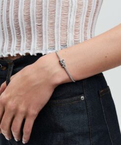 Alternative view of Charm Love Escrito a Mano