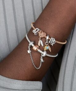Alternative view of Charm Zodiaco Escorpio Brillante