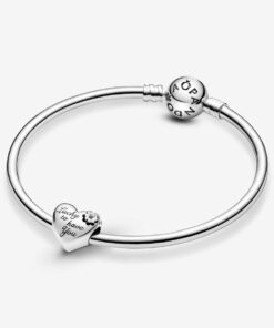 Alternative view of Charm de Corazón con Trébol