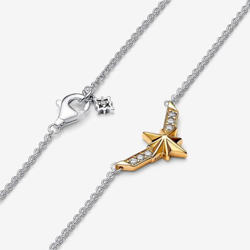 Collar Estrella Octogonal Capitana Marvel