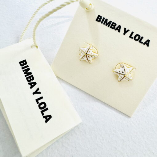 Bimba y Lola Aretes Estrella de Mar Blanco