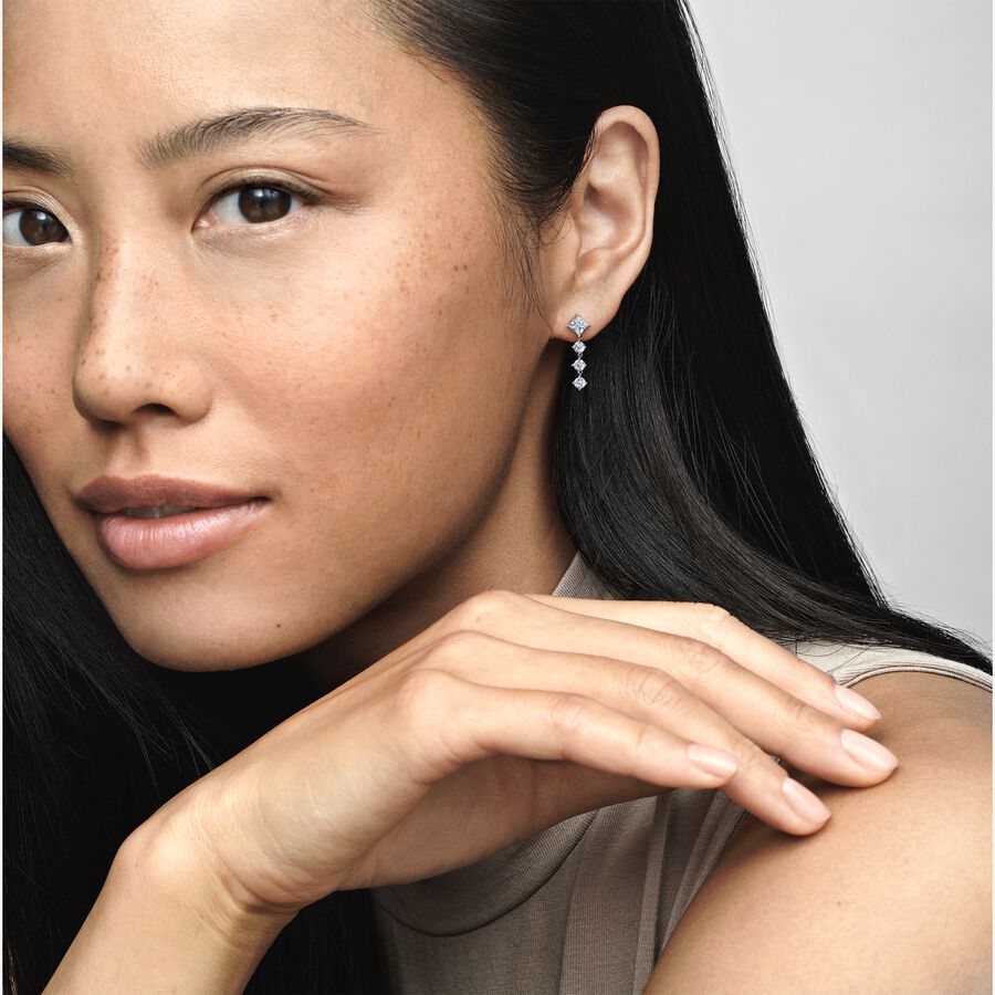 Aretes Colgantes Círculo y Cuadrado Brillantes - Imagen 3