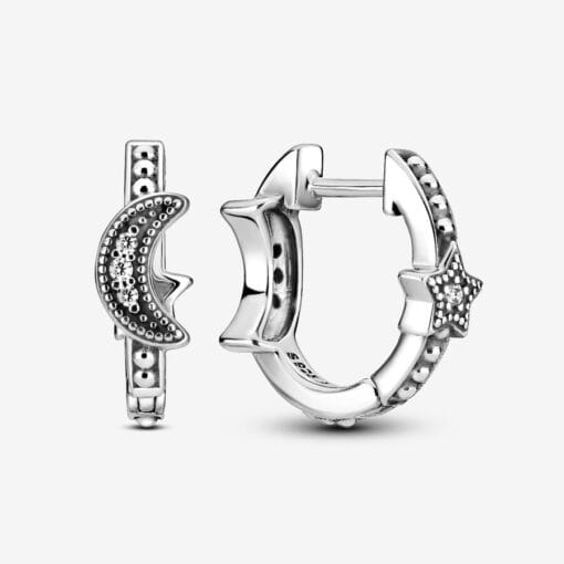 Aretes de aro con cuentas de media luna y estrellas