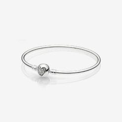 Brazalete de Plata Moments con Cierre de Corazón de Invierno