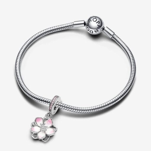 Charm colgante de flor de cerezo