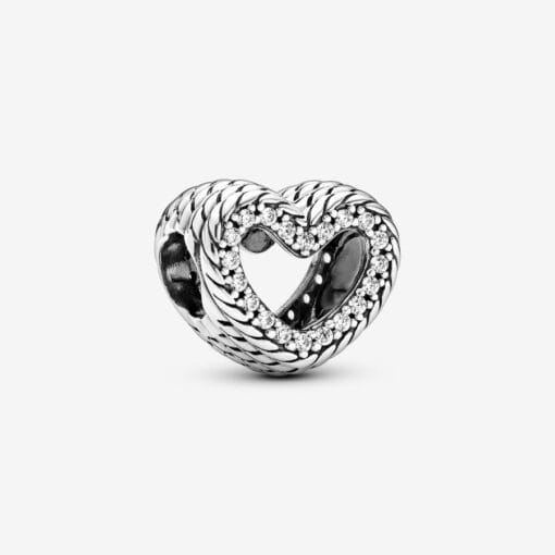 Charm de Corazón Abierto con Diseño de Cadena de Serpiente