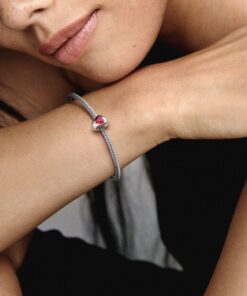 Clip con Solitario con Corazon Rojo