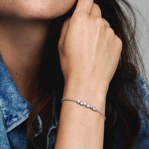 Pulsera de Cadena con Corazones Brillantes