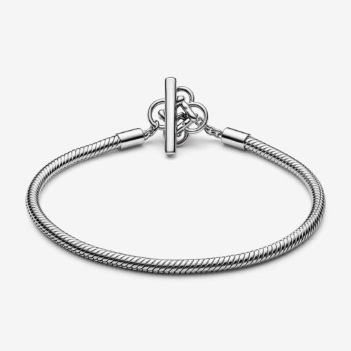 Pulsera de cadena con serpiente y barra en T con nudo de la paz de Pandora Moments