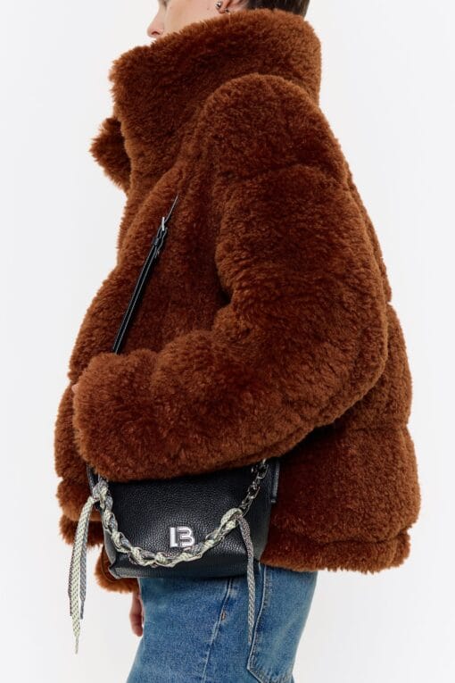 Bolsa Bandolera Trapecio Pequeña Piel Negra