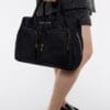 Bolsa de Mano Pocket Grande Nylon Negra