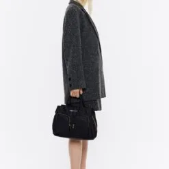 Bolsa de Mano Pocket Grande Nylon Negra