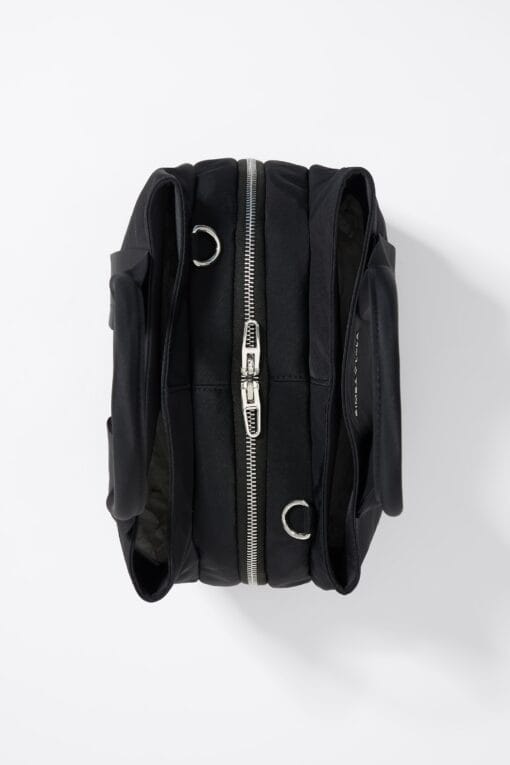 Bolsa de Mano Mediana Nylon Negra