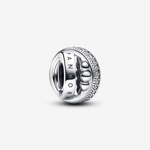 Charm con Logotipo Pavé y Cuentas de Pandora