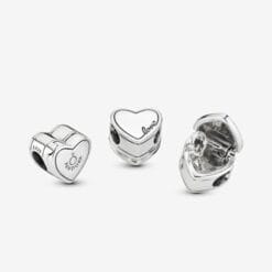 Charm de Corazón con el Logotipo de Pandora YES