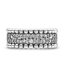Anillo Con Banda De Pavé
