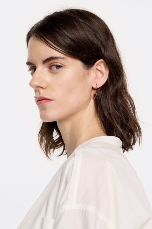 Aretes de Aro con Corazón Brillante