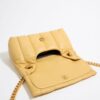 Bolso Pequeño con Solapa de Napa de Color Amarillo Topacio