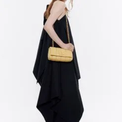 Bolso Pequeño con Solapa de Napa de Color Amarillo Topacio