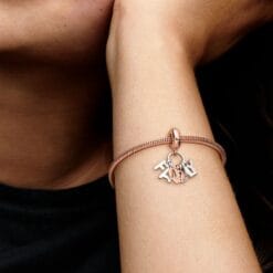 Charm Colgante Letras FAMILY