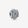 Charm con Pavé de Estrellas Elevadas