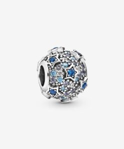 Charm con Pavé de Estrellas Elevadas