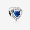Charm de Amor con Cristal Azul