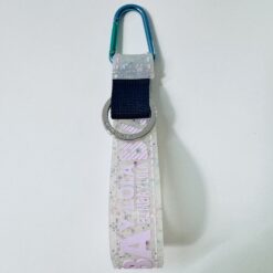 Bimba y Lola Llavero Tipo Strap con letras Resaltadas Moradas en Silicon