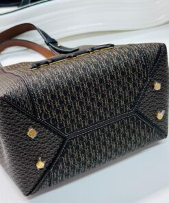 Doma Insignia Tote