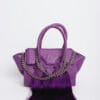 Valentina en Morado