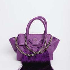 Valentina en Morado