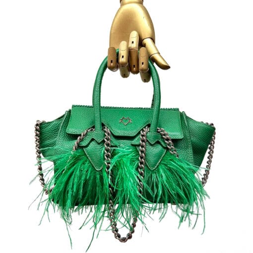 Valentina en Verde Esmeralda y Plumas / Cadena Plata