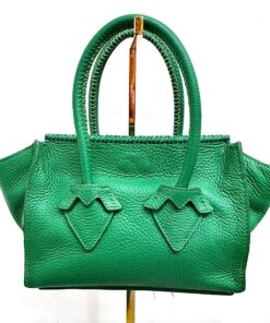 Valentina en Verde Esmeralda y Plumas / Cadena Plata
